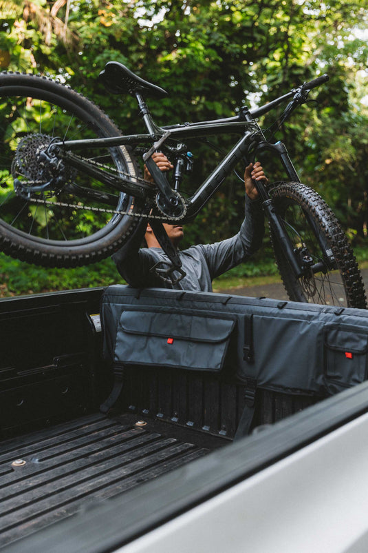 Explorer Full Tailgate Pad - Black