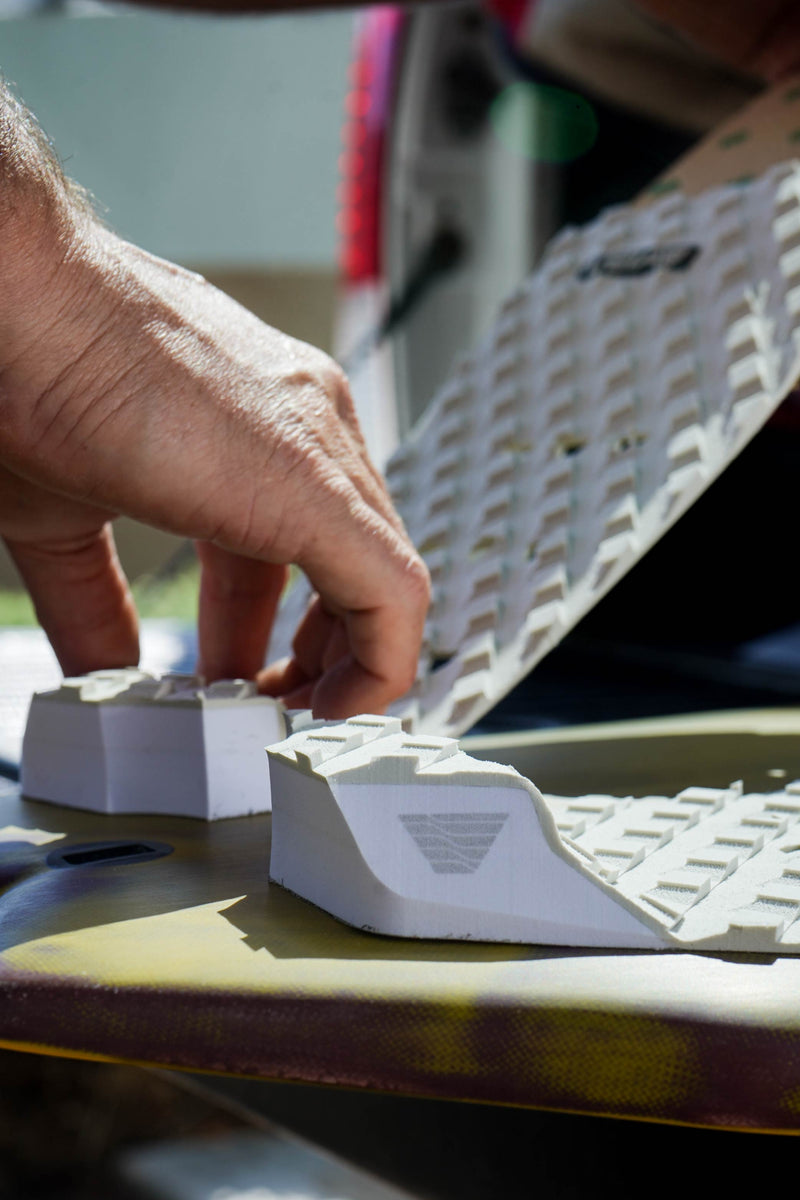 Load image into Gallery viewer, Explorer Flat Pad - Bone
